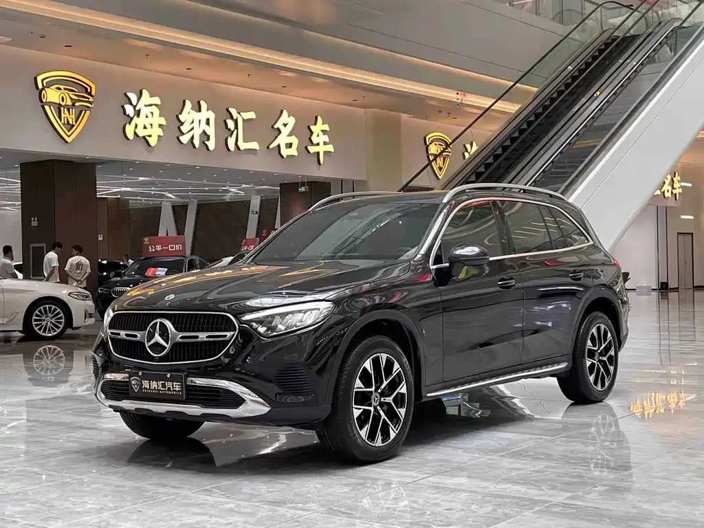 Mercedes-Benz GLC — фото 1