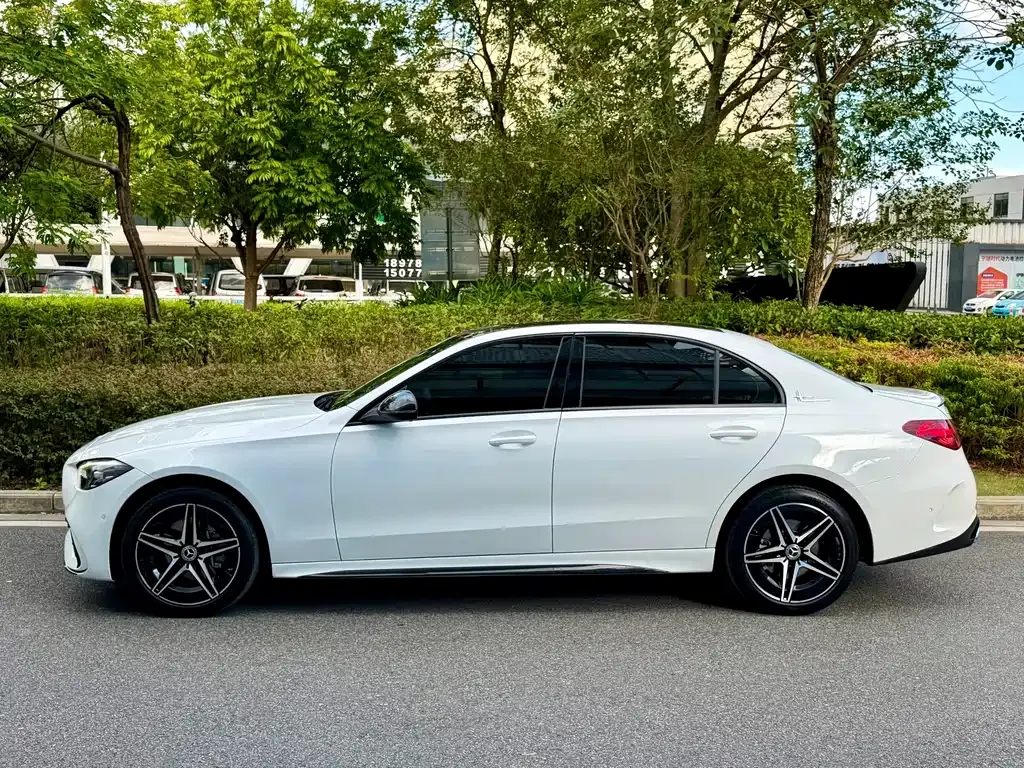 Mercedes-Benz C-Class — фото 8