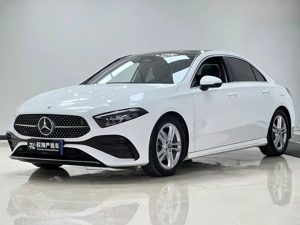 Mercedes-Benz A-Class — фото 1