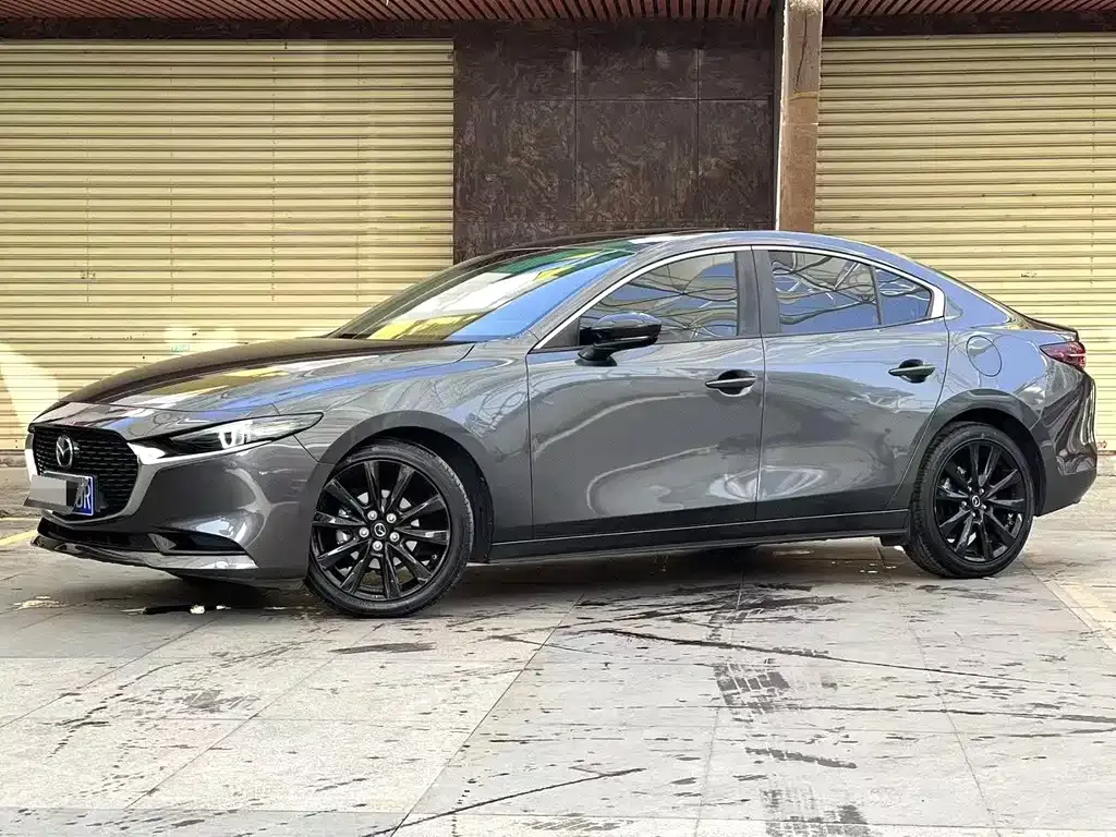 Mazda 3 Axela — фото 8
