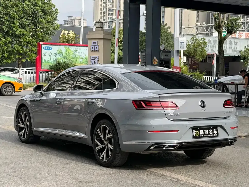 Volkswagen CC — фото 9