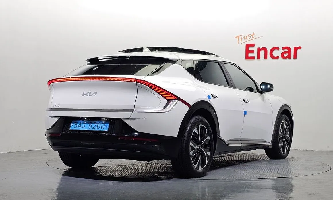 Kia EV6 — фото 9