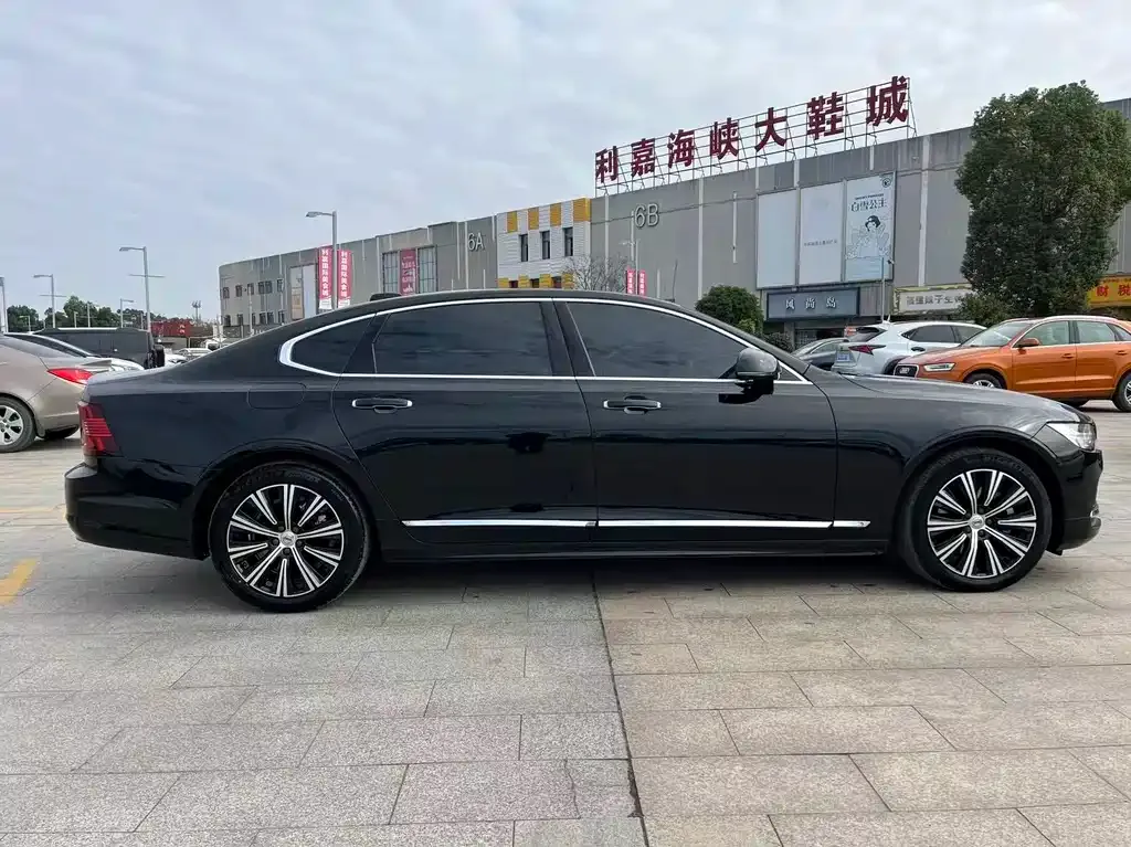 Volvo S90 — фото 2