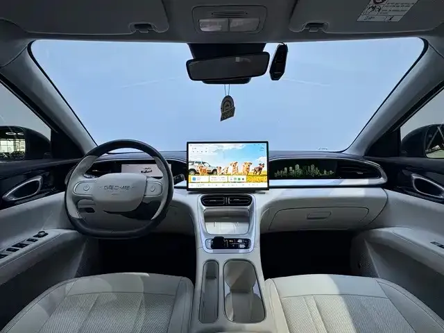 Geely Starburst — фото 3