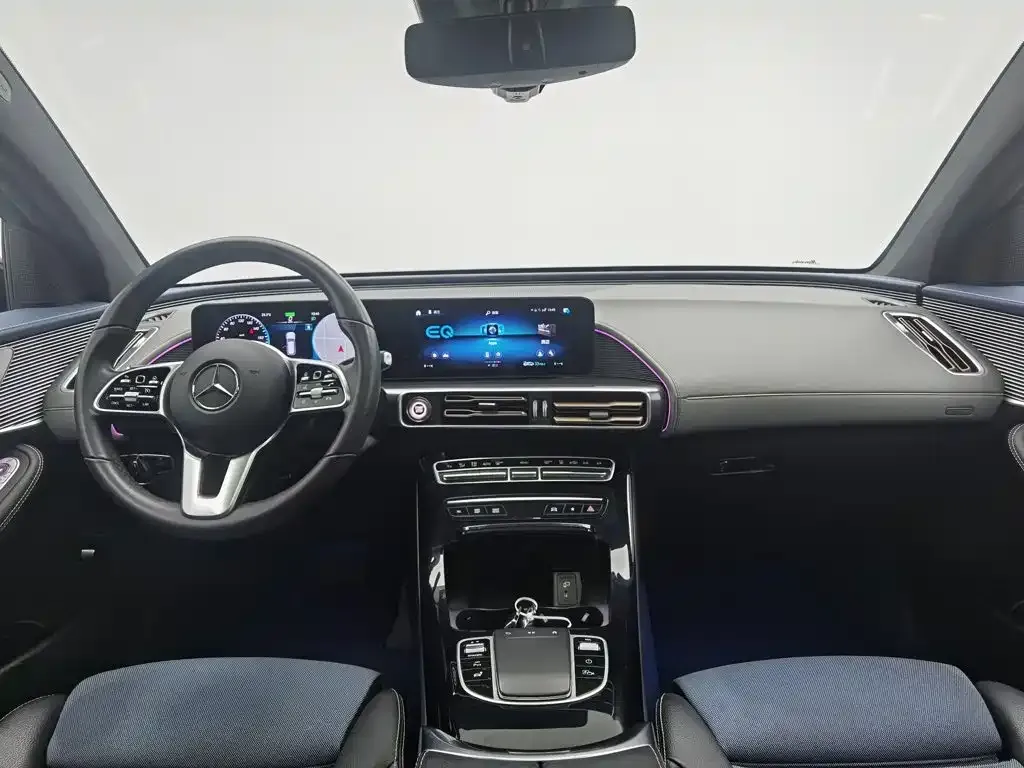 Mercedes-Benz EQC — фото 4