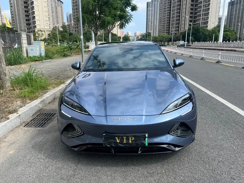BYD Seal — фото 4
