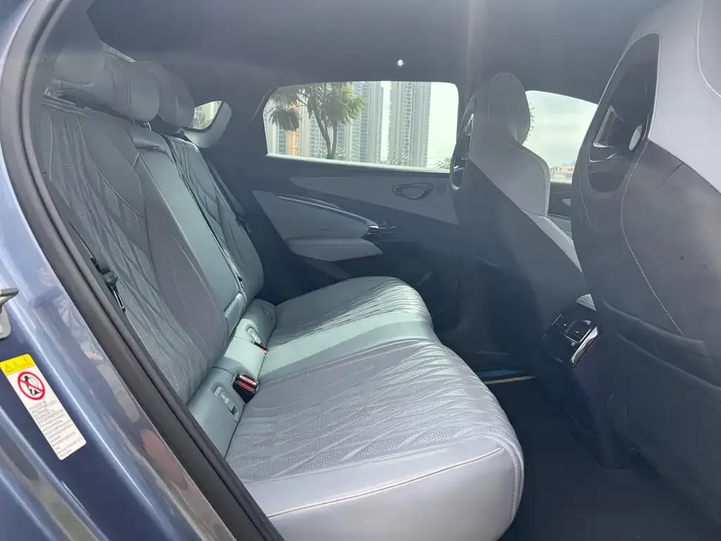 BYD Seal — фото 6