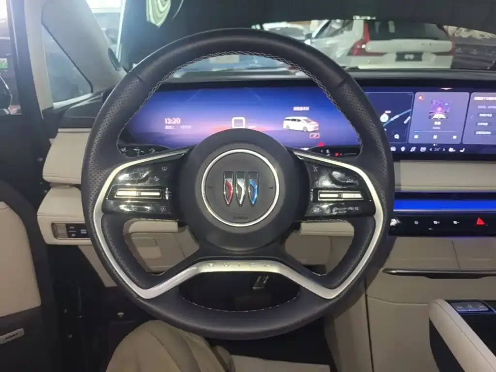 Buick GL8 Hybrid — фото 9
