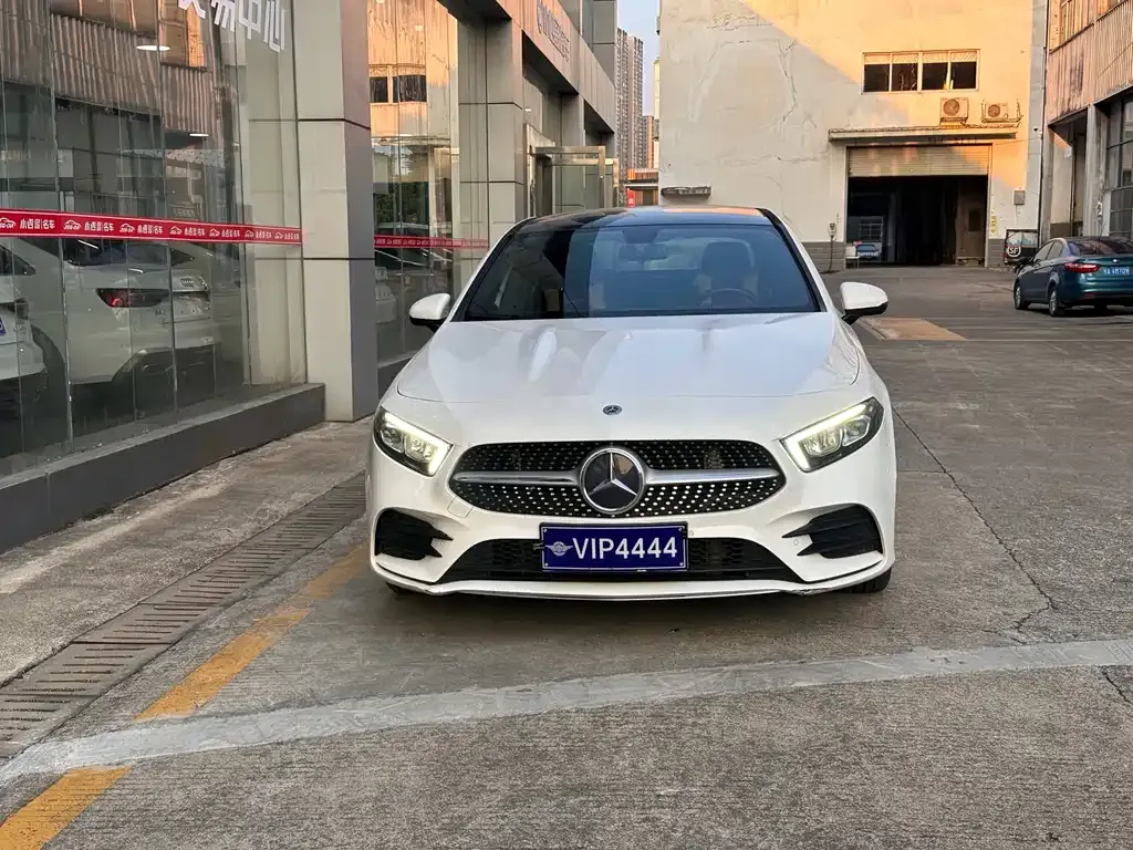 Mercedes-Benz A-Class — фото 5