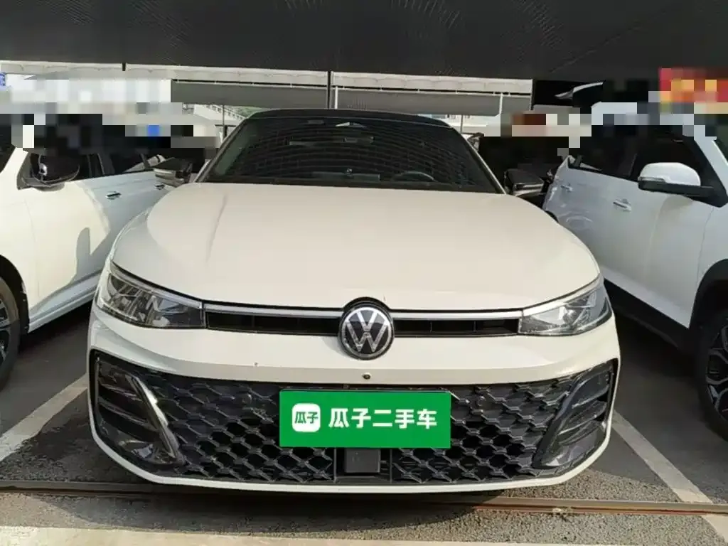 Volkswagen Passat — фото 8