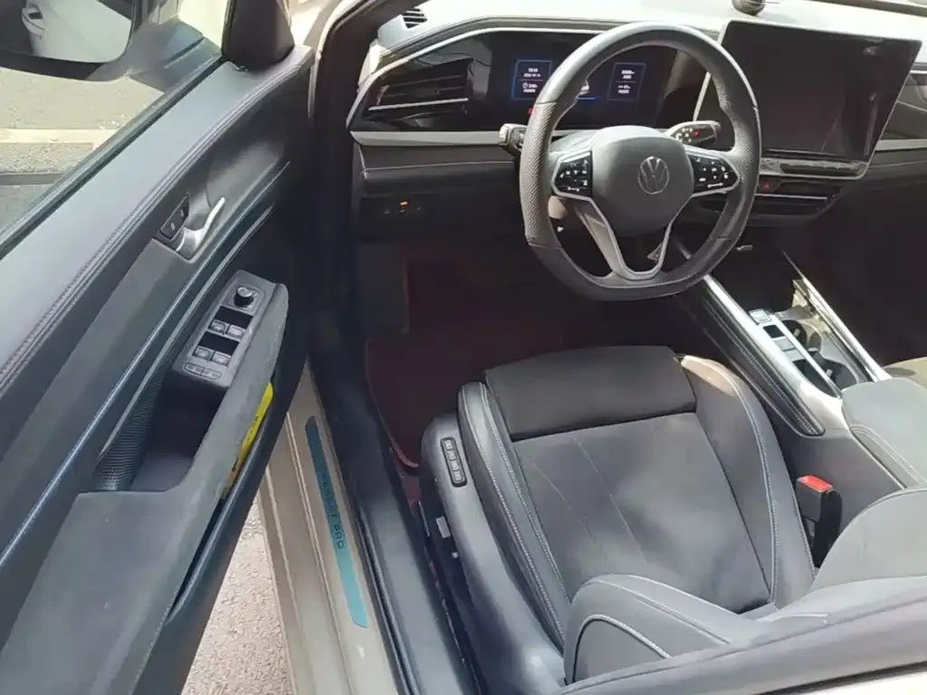 Volkswagen Passat — фото 9