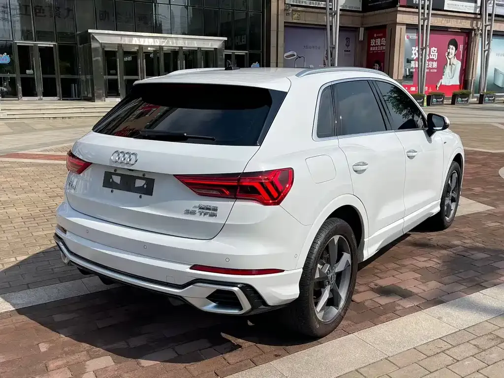 Audi Q3 — фото 5
