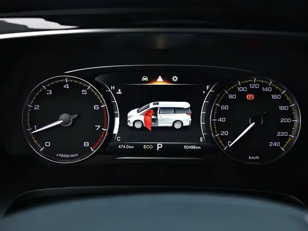 GAC Motor Trumpchi M8 — фото 10