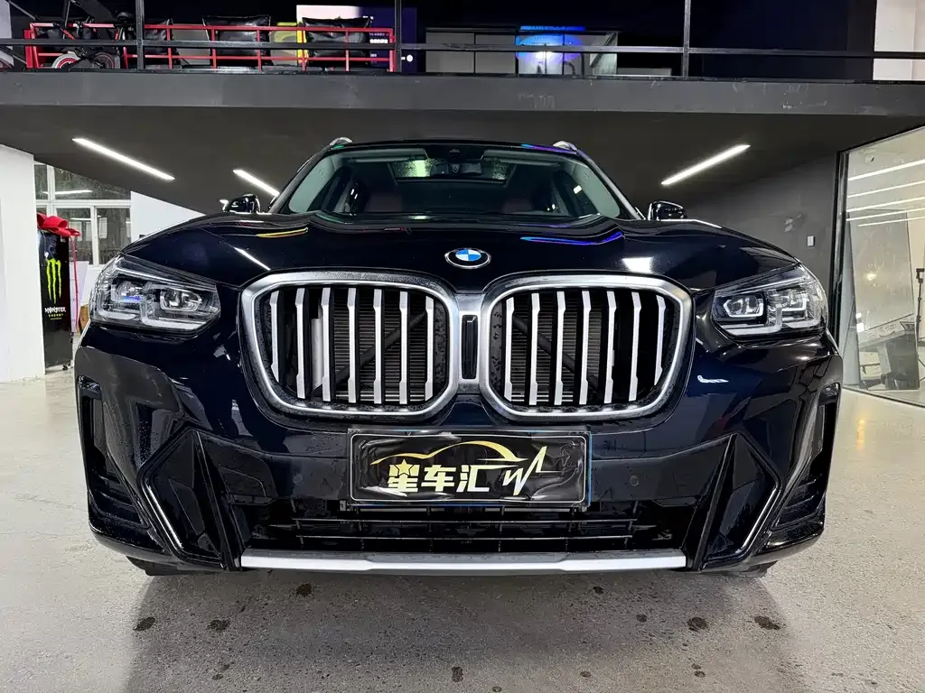 BMW X3 — фото 10