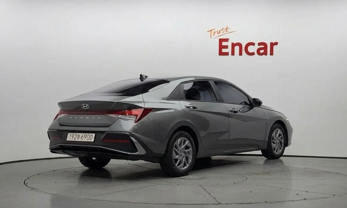 Hyundai AVANTE — фото 4