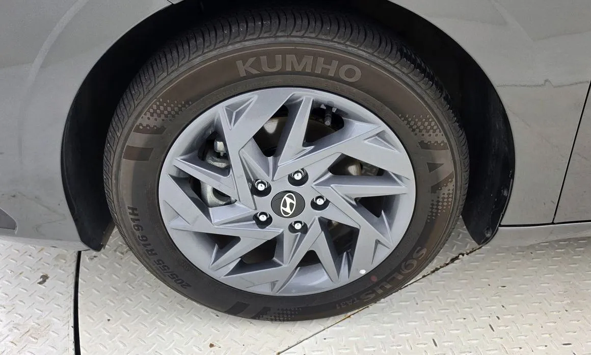 Hyundai AVANTE — фото 6
