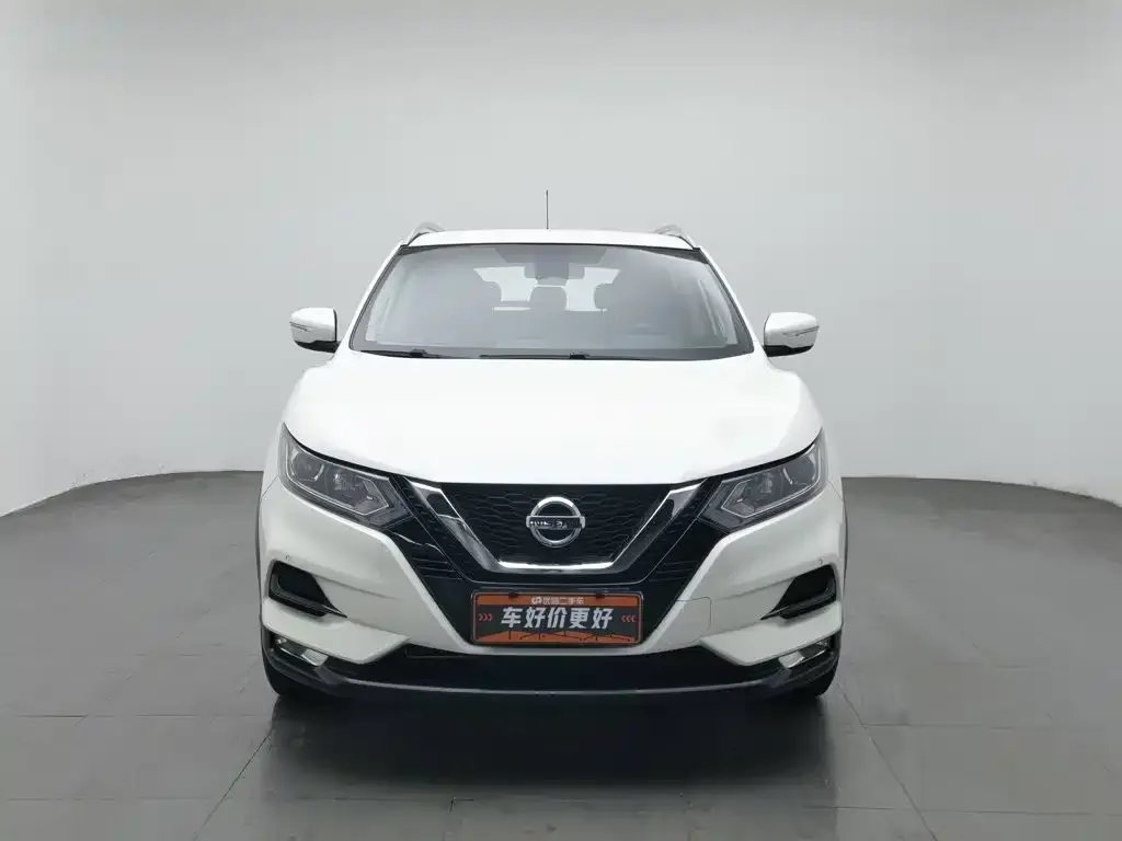 Nissan Qashqai — фото 4