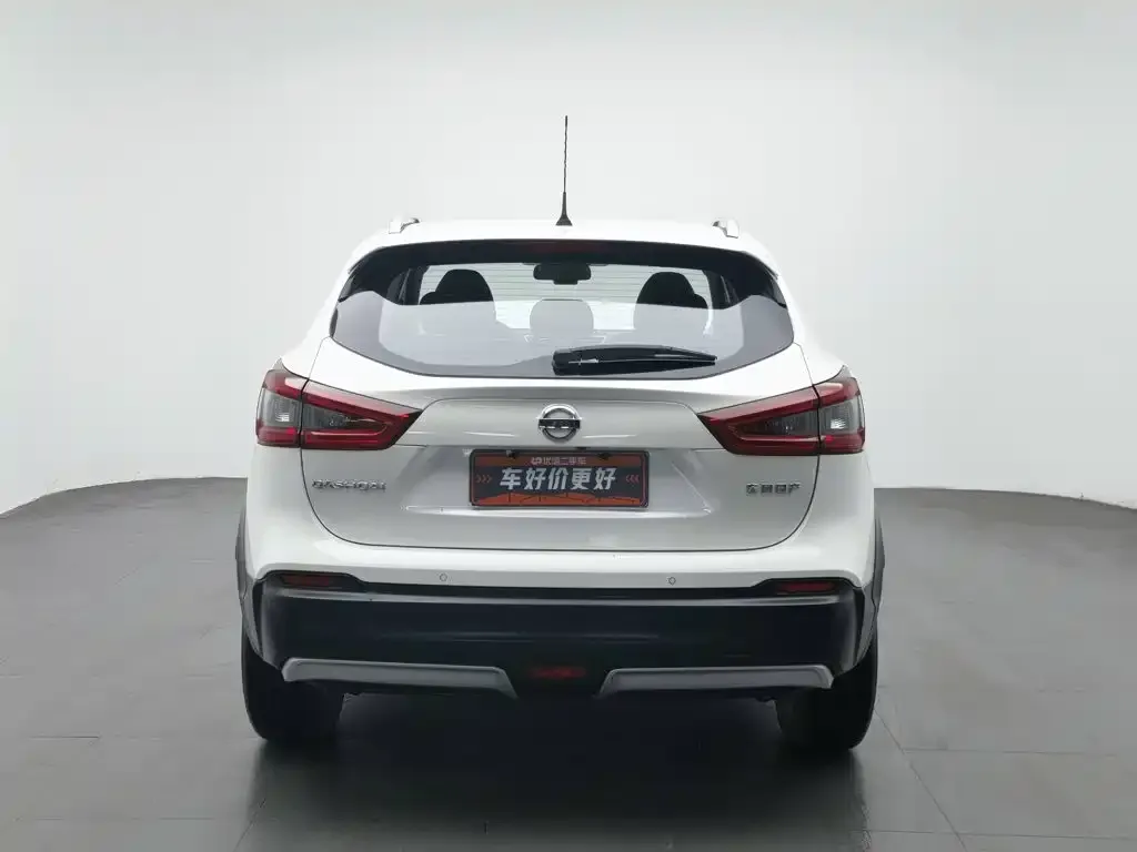 Nissan Qashqai — фото 6