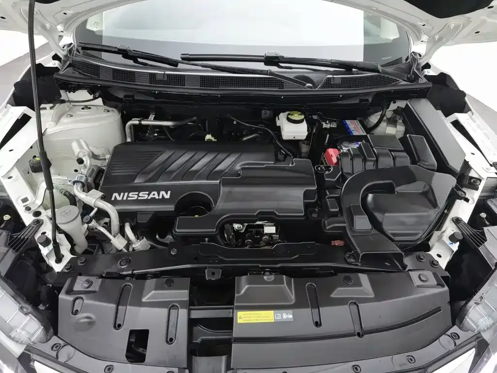 Nissan Qashqai — фото 10
