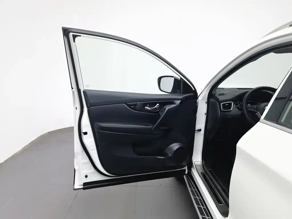 Nissan Qashqai — фото 5