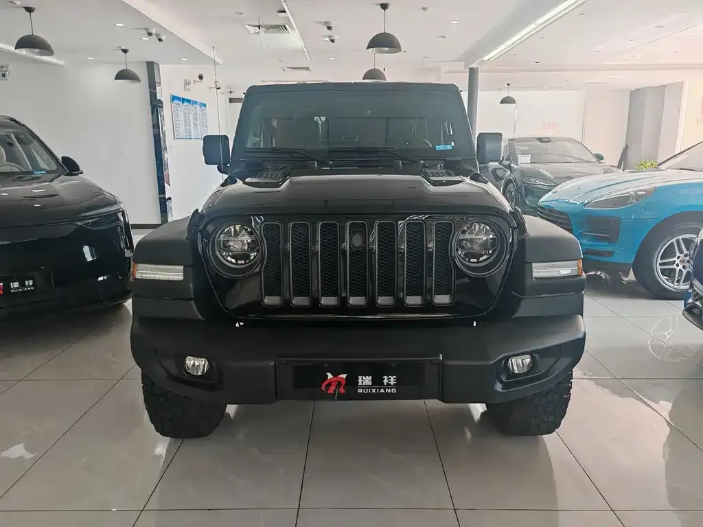 Jeep Wrangler — фото 3
