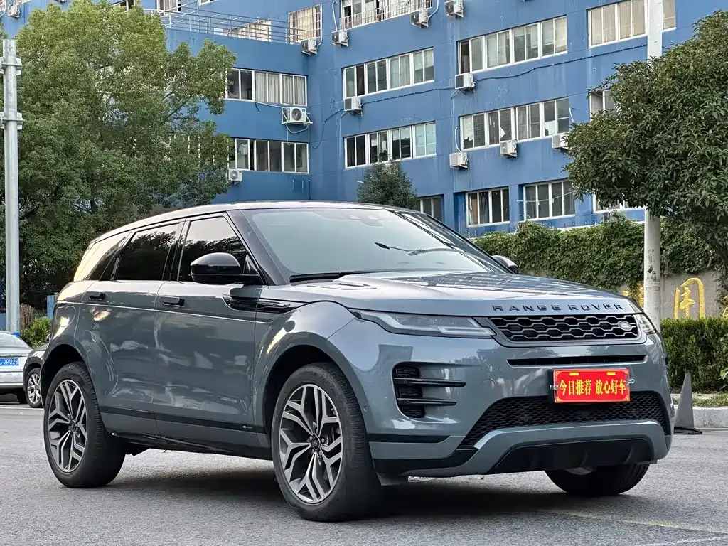 Land Rover Evoque — фото 1