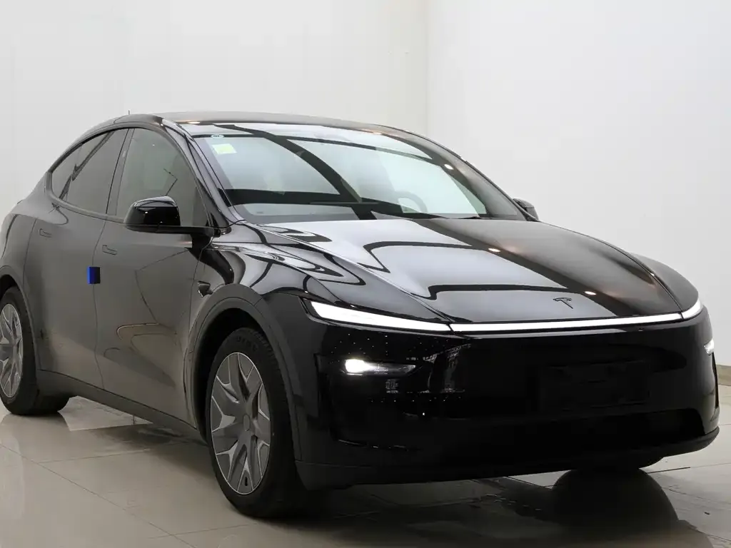 Tesla Model Y L — фото 2