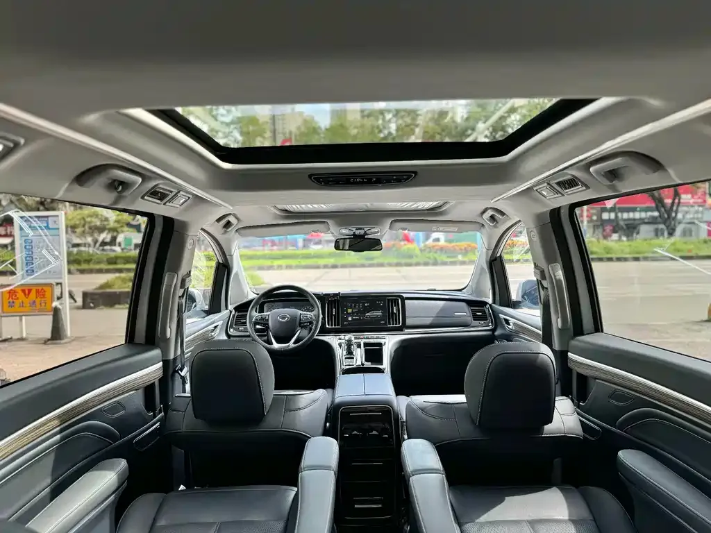 GAC Motor Trumpchi M8 — фото 9