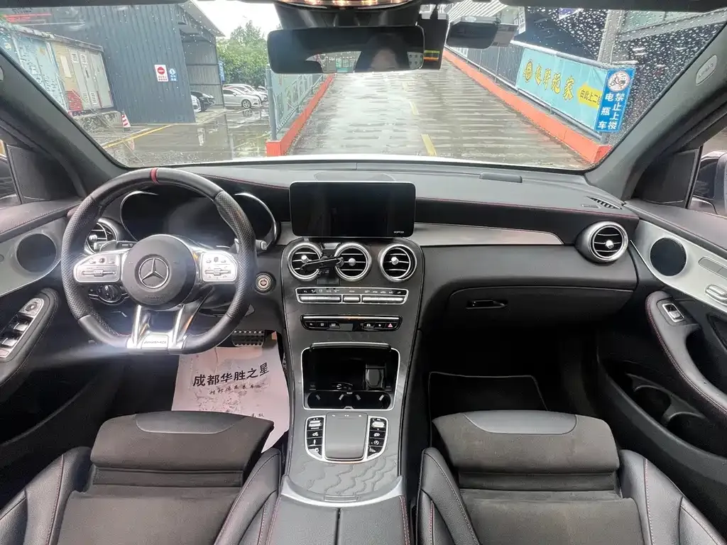 Mercedes-Benz GLC AMG — фото 10
