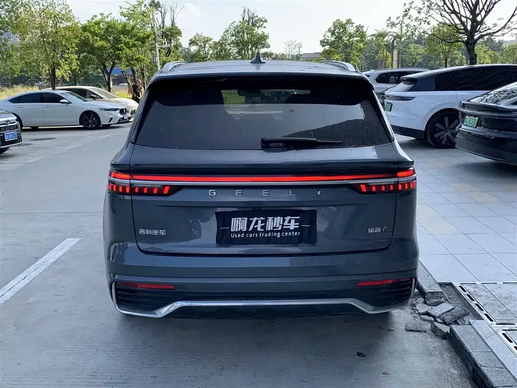 Geely Xingyue L — фото 9