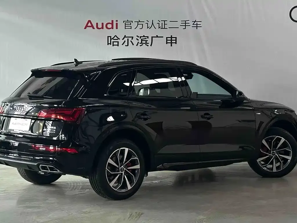 Audi Q5L — фото 3