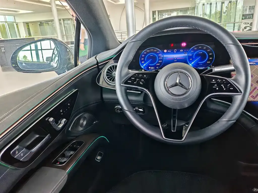 Mercedes-Benz EQS — фото 2