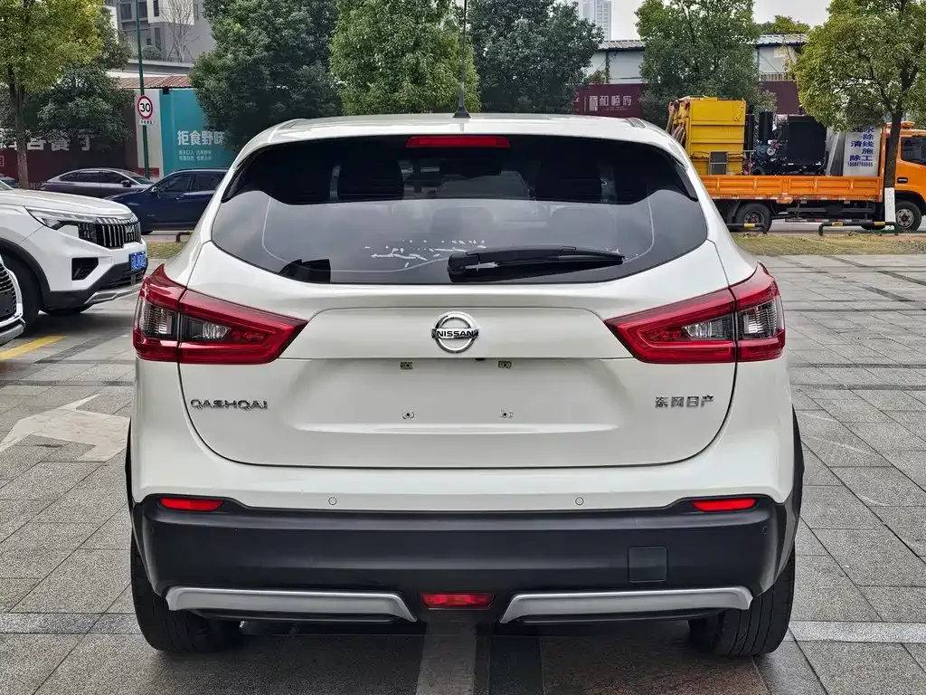 Nissan Qashqai — фото 3