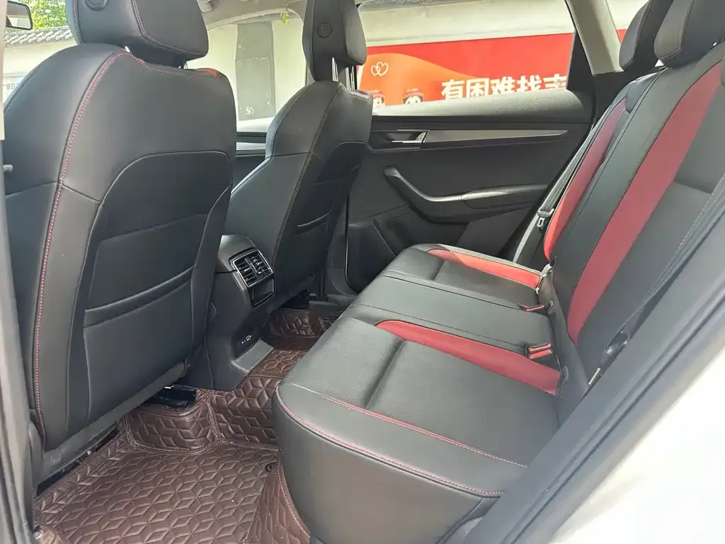 Skoda Karoq — фото 3