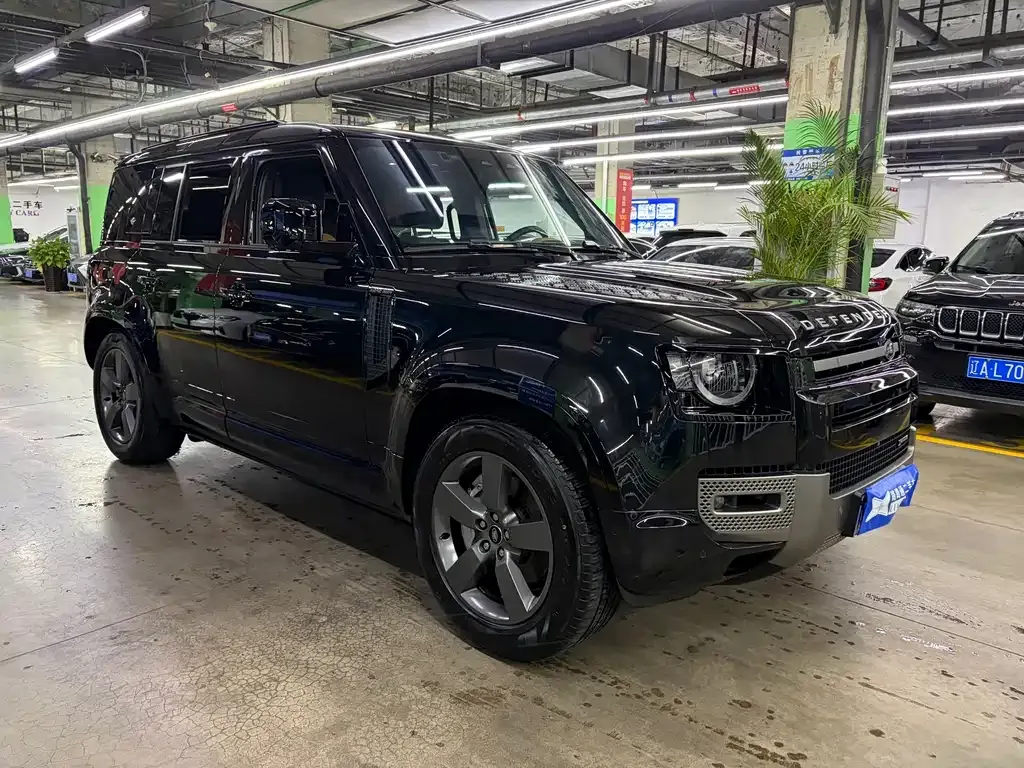 Land Rover Defender — фото 9