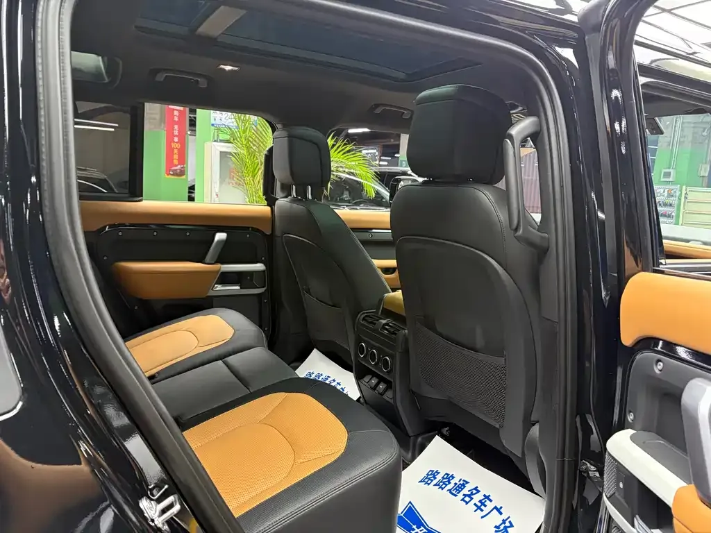 Land Rover Defender — фото 4