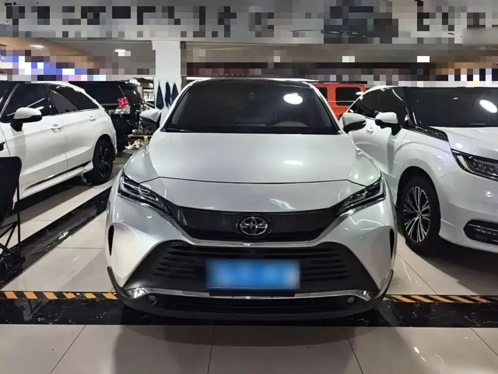 Toyota Harrier — фото 9