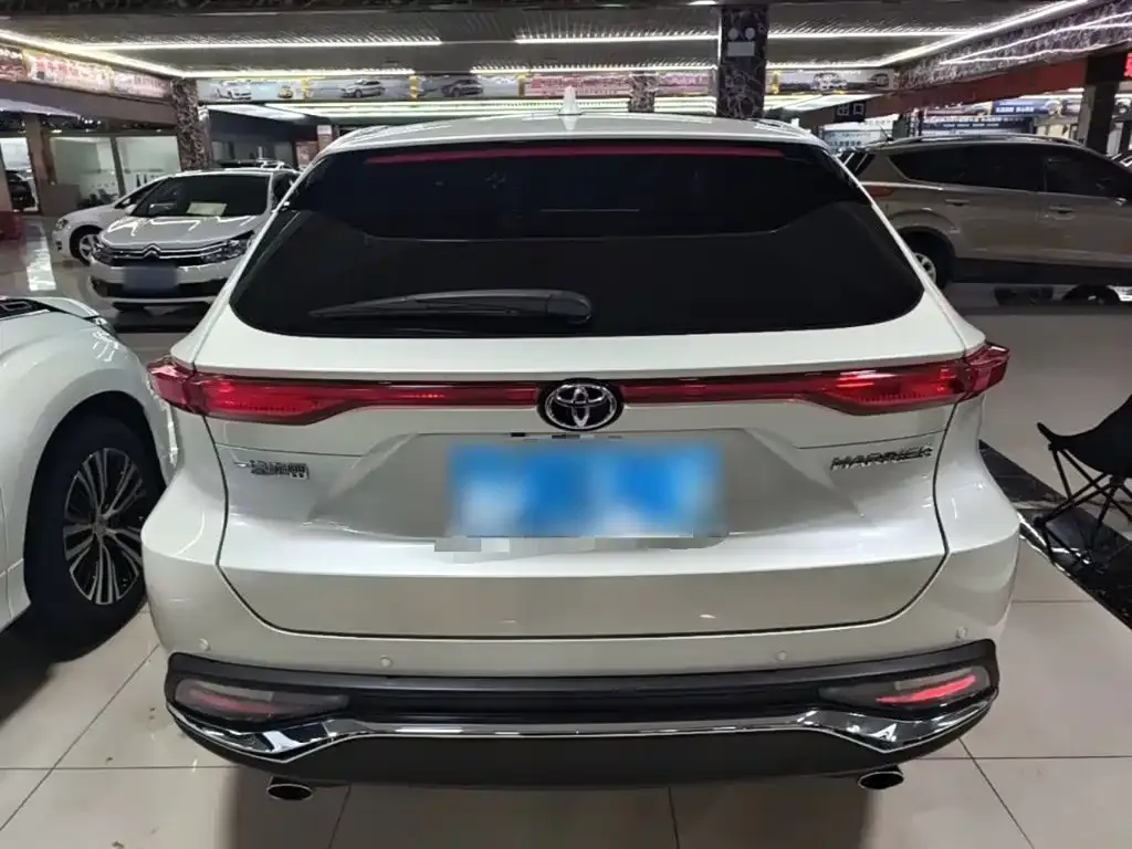 Toyota Harrier — фото 7