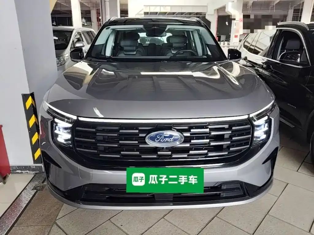 Ford Edge — фото 3