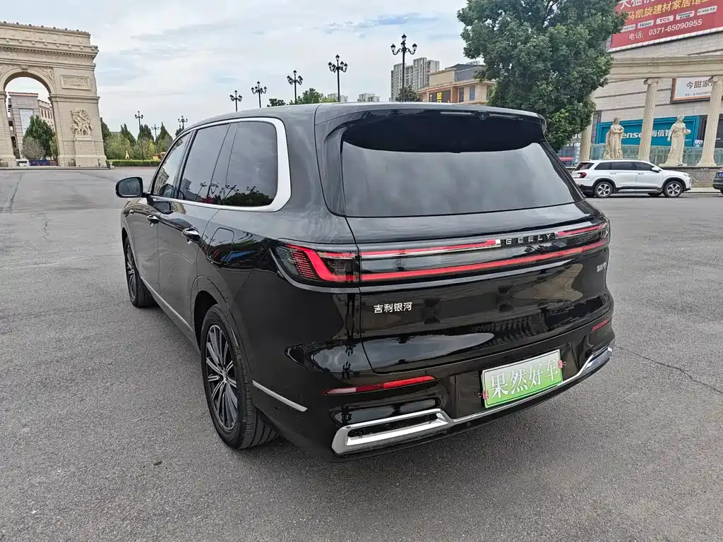 Geely Galaxy M9 — фото 7