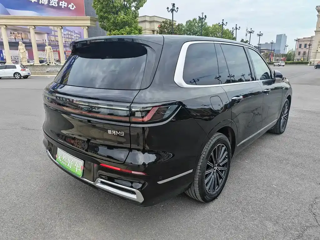 Geely Galaxy M9 — фото 4