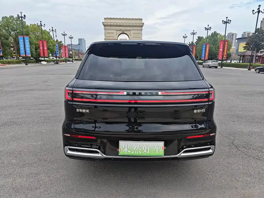 Geely Galaxy M9 — фото 10