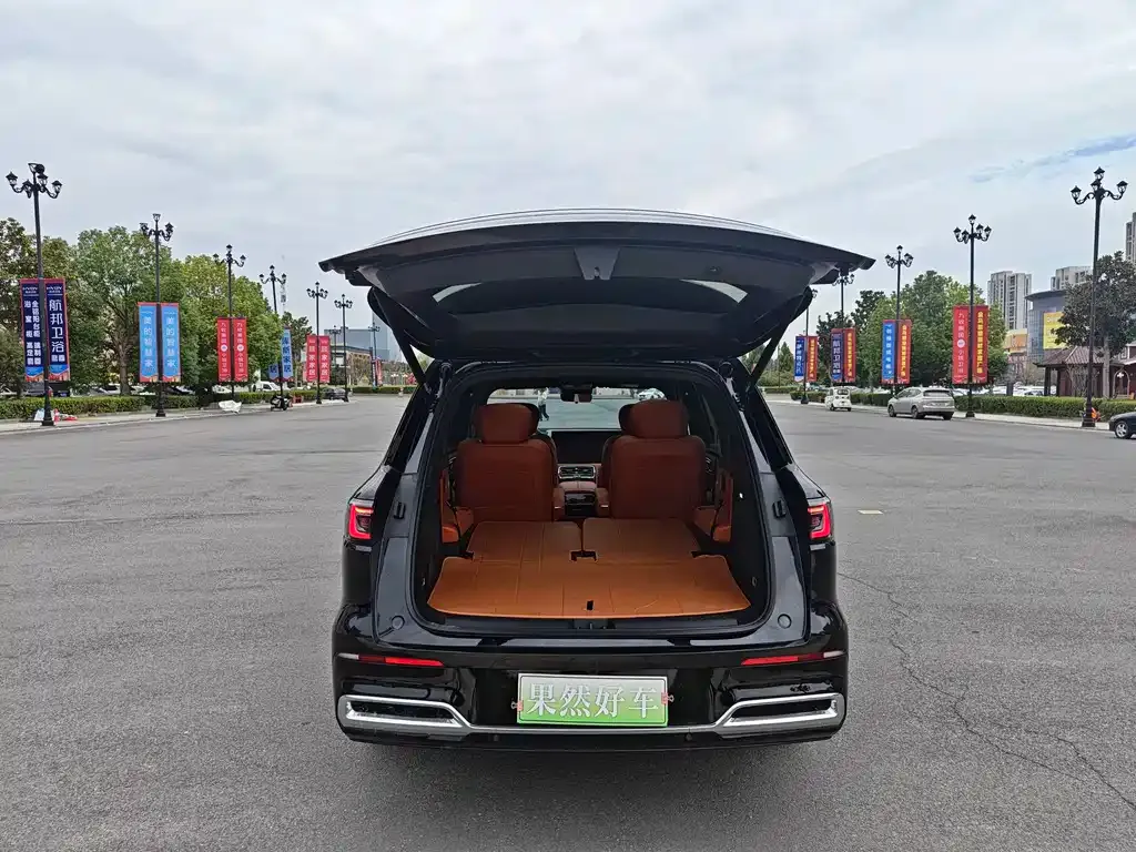 Geely Galaxy M9 — фото 5