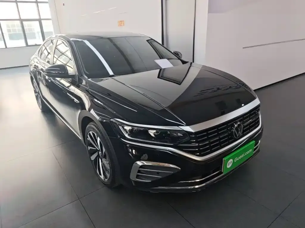 Volkswagen Passat — фото 4