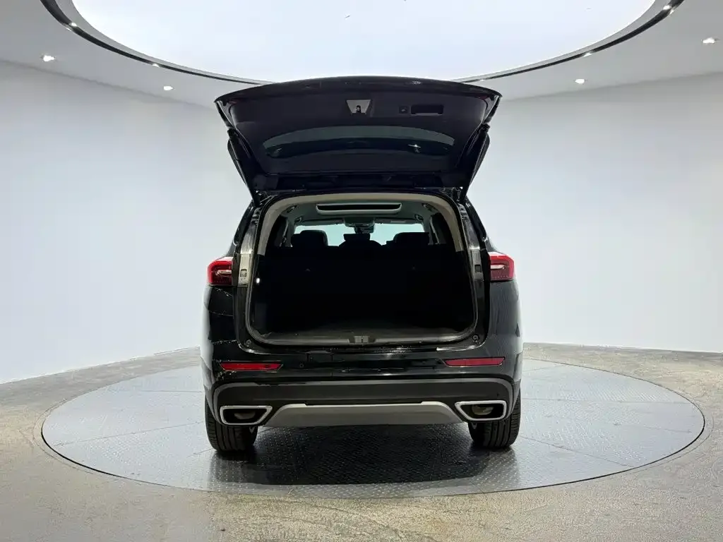 Buick Envision Plus — фото 2