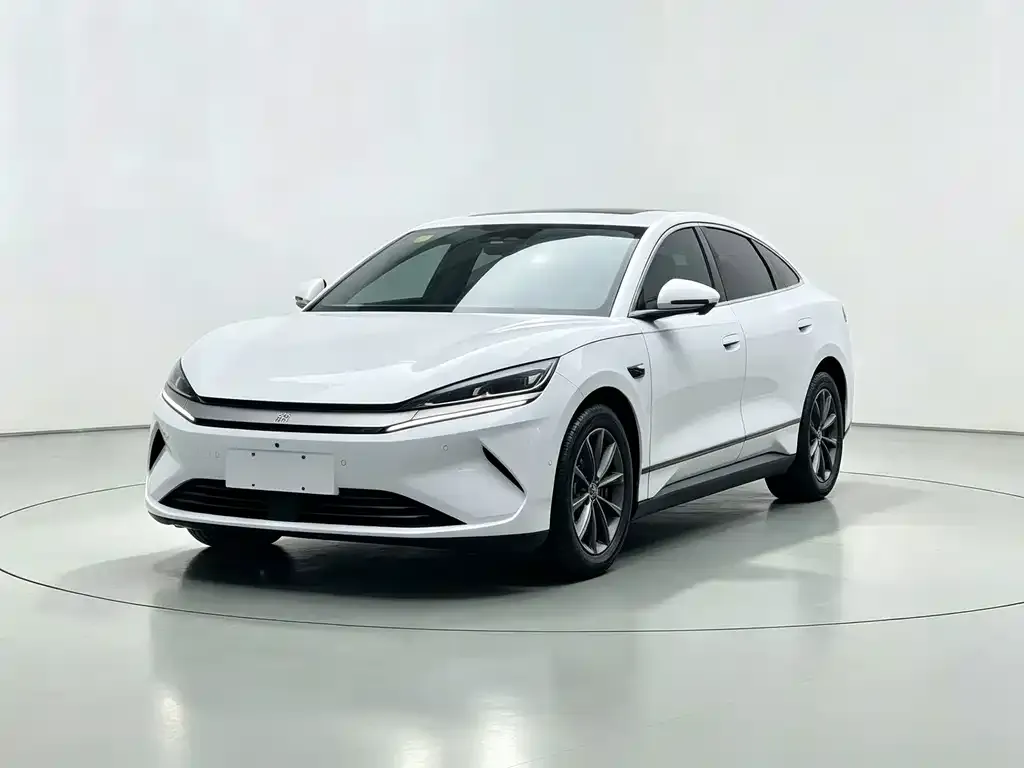 BYD Qin L — фото 1