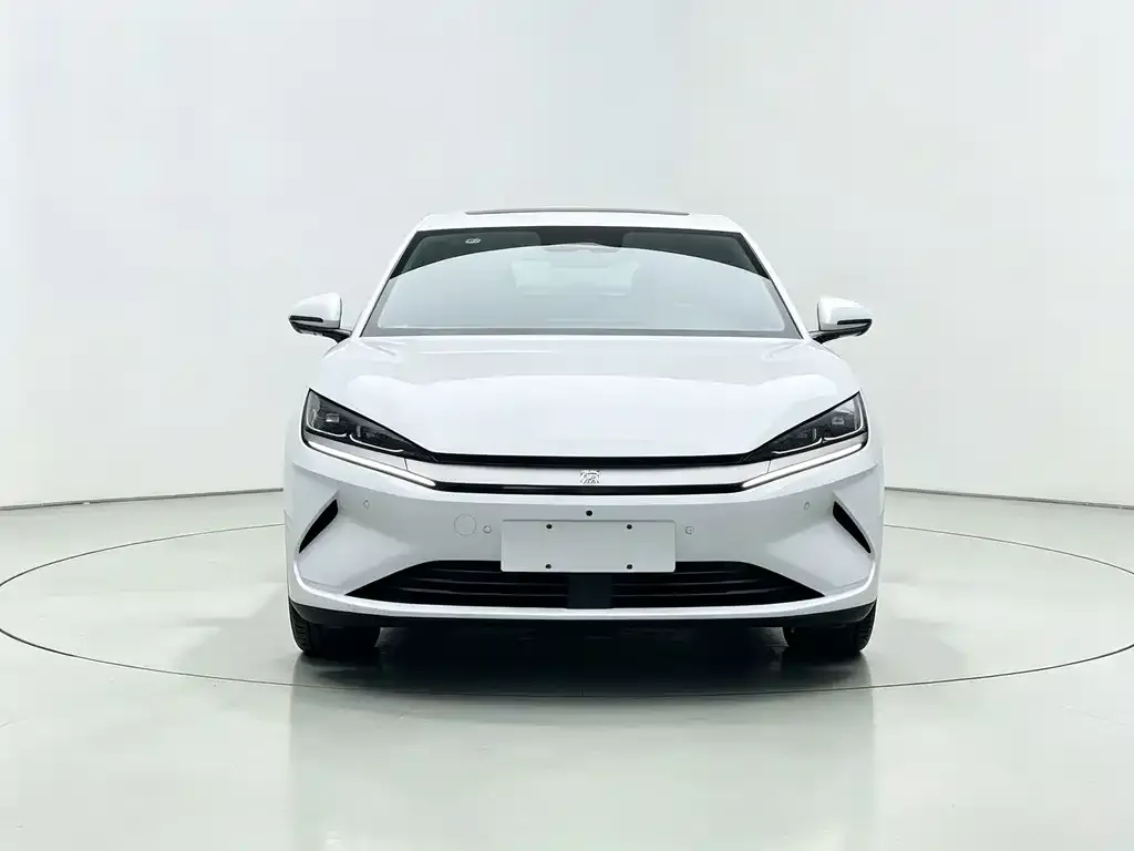 BYD Qin L — фото 2