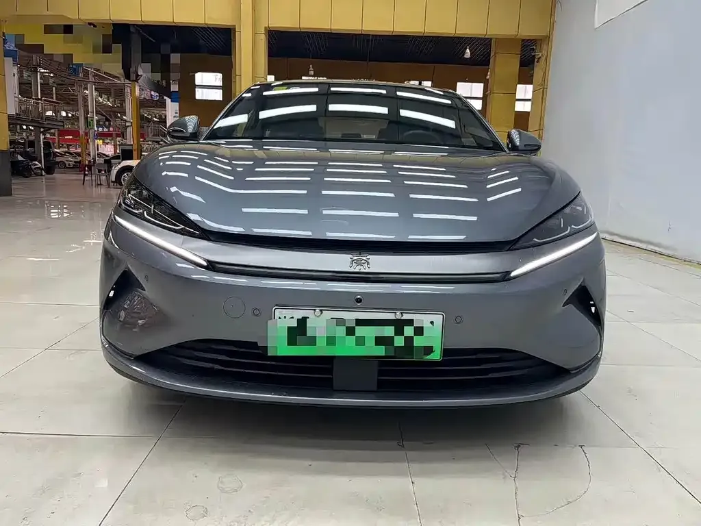 BYD Qin L — фото 4