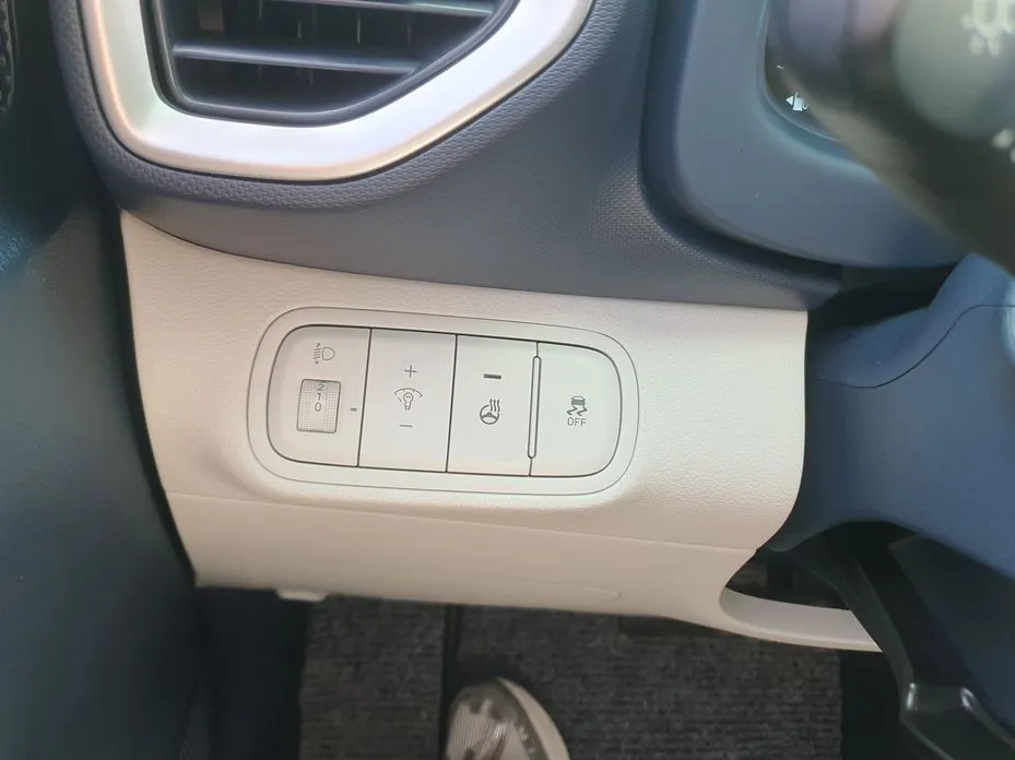 Hyundai Venue — фото 2