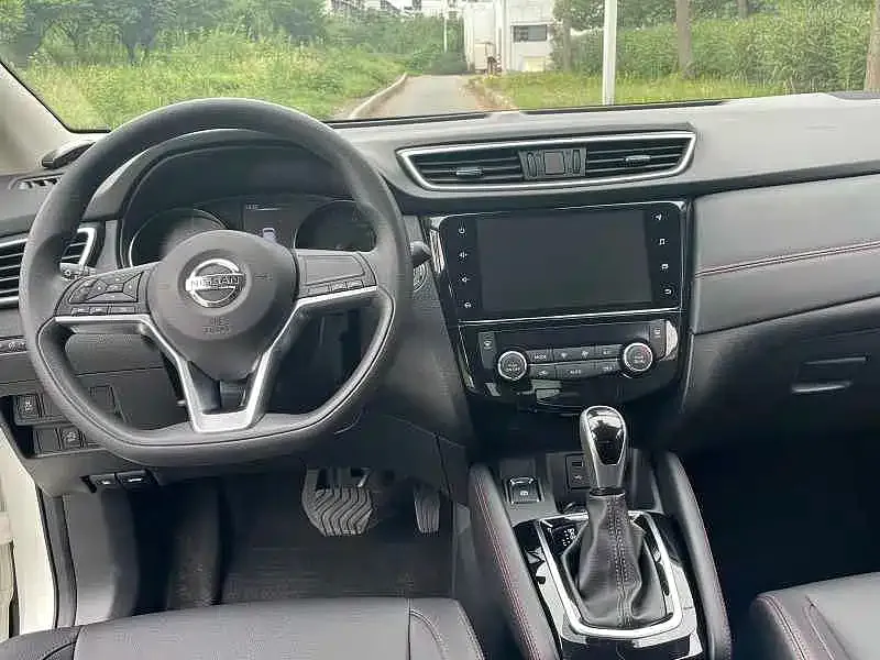 Nissan Qashqai — фото 5